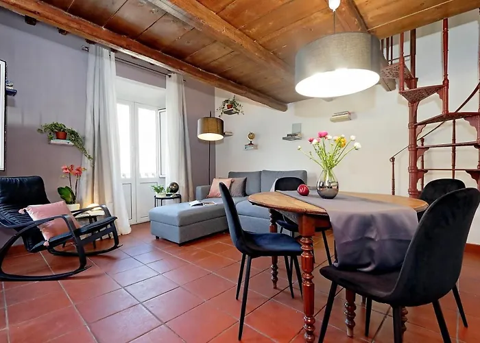 Campo De Fiori Apartment *